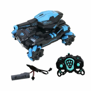 خزان قنبلة مائية مع جهاز تحكم عن بعد، وإطلاق، ورشاش رقم 899-D5