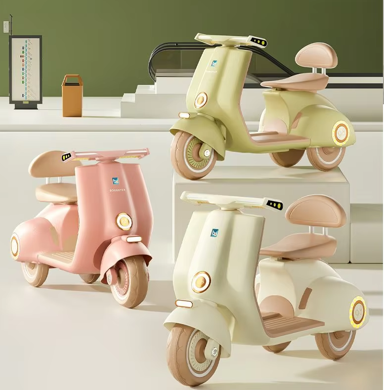 دراجة فيسبا مع الضوء والصوت 