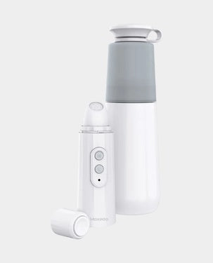 IPX7 waterproof rechargeable travel bidet in compact size.	شطاف سفر قابل لإعادة الشحن ومقاوم للماء بمعيار IPX7 بحجم مدمج.